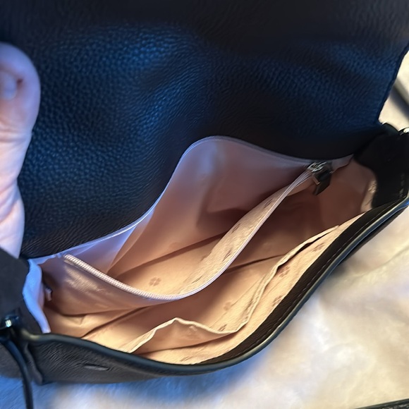 NWOT Kate Spade leather crossbody - Picture 5 of 6